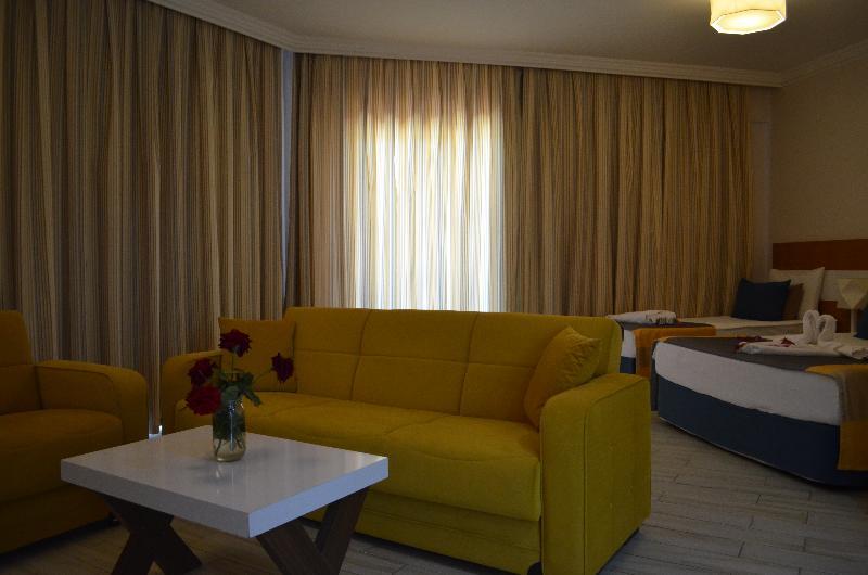 Rose Hotel