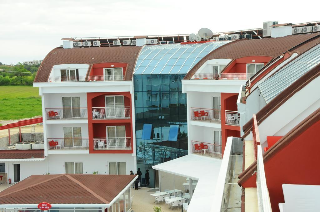Otel Rose Side